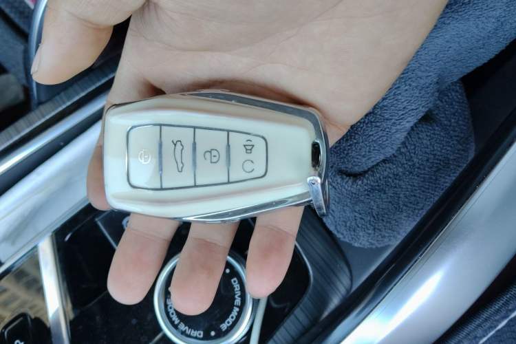 Used Geely Auto Emgrand X7 Sport 2022 Boyue X 1.8TD DCT ZhiShang Model Vehicle Key