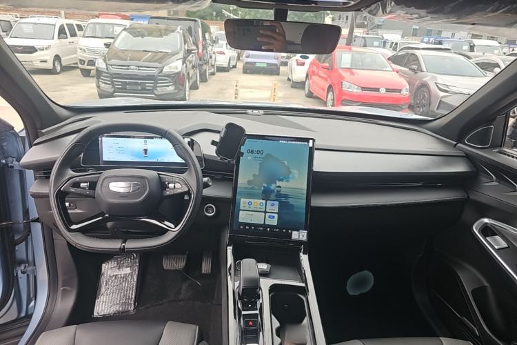 Used Geely Auto Emgrand X7 Sport 2023 Boyue COOL 1.5TD Smart Connect+ Center Console