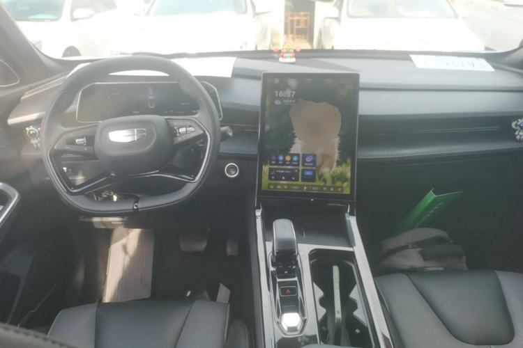 Used Geely Auto Emgrand X7 Sport 2023 Boyue COOL 1.5TD Smart Connect+ Center Console