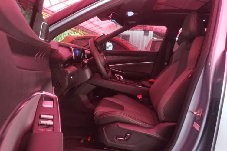 Used Geely Auto Emgrand X7 Sport 2023 Boyue COOL 1.5TD Smart Model Driver Seat