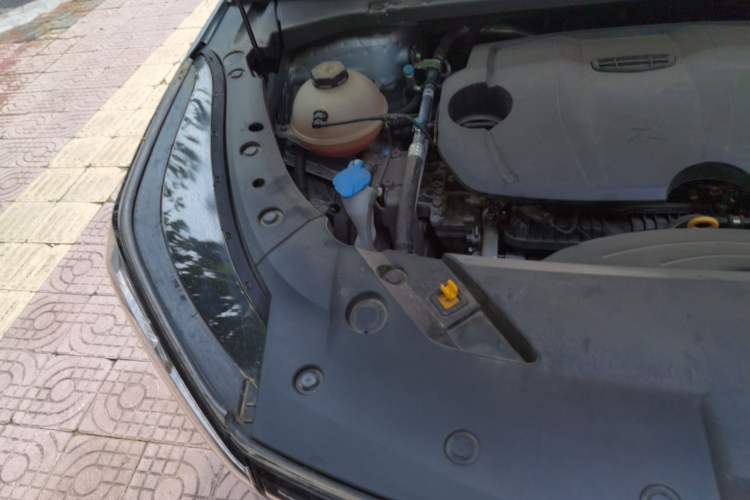 Used Geely Auto Emgrand X7 Sport 2023 Boyue COOL 1.5TD Smart Connectivity Model Engine Bay Right