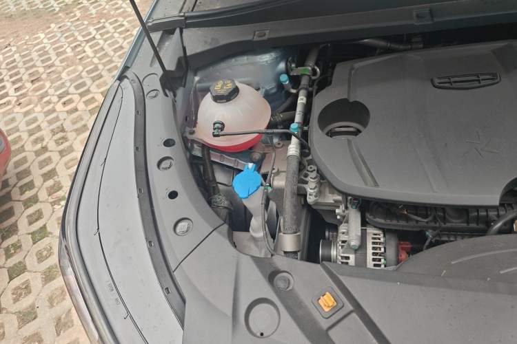 Used Geely Auto Emgrand X7 Sport 2023 Boyue COOL 1.5TD Smart Model Engine Bay Right
