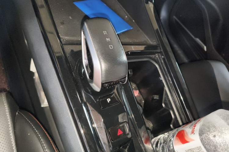 Used Geely Auto Emgrand X7 Sport 2023 Boyue COOL 1.5TD Smart Connect+ Gear Lever