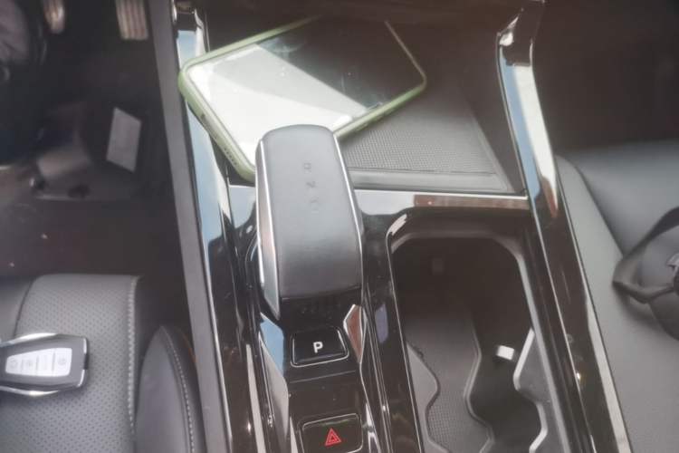 Used Geely Auto Emgrand X7 Sport 2023 Boyue COOL 1.5TD Smart Connect+ Gear Lever