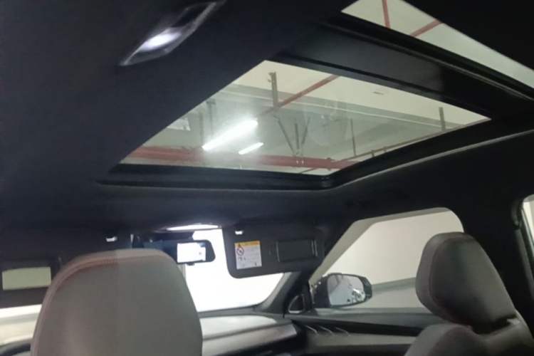 Used Geely Auto Emgrand X7 Sport 2023 Boyue COOL 1.5TD Smart Model Headliner