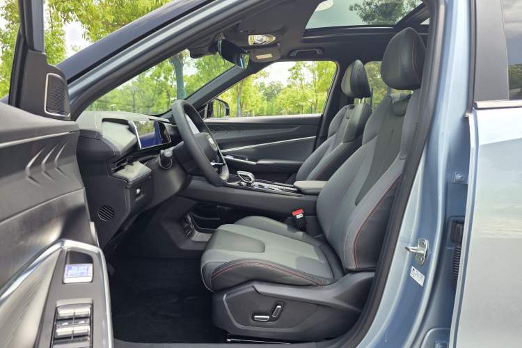 Used Geely Auto Emgrand X7 Sport 2023 Boyue COOL 1.5TD Smart Model Interior 2