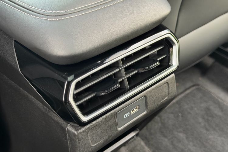 Used Geely Auto Emgrand X7 Sport 2023 Boyue COOL 1.5TD Smart Model Interior 2