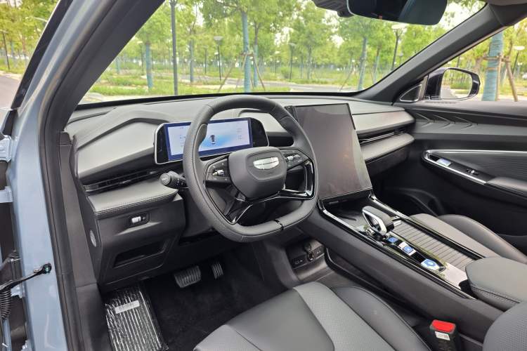 Used Geely Auto Emgrand X7 Sport 2023 Boyue COOL 1.5TD Smart Model Interior 5