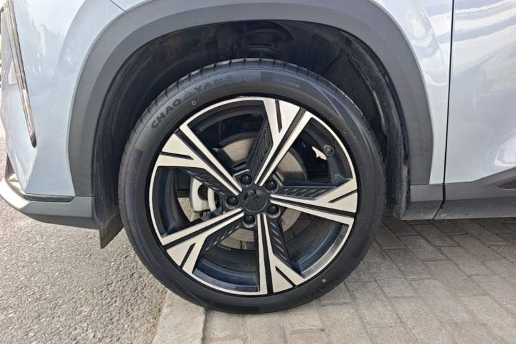 Used Geely Auto Emgrand X7 Sport 2023 Boyue COOL 1.5TD ZhiZun Edition Left Front Wheel Hub