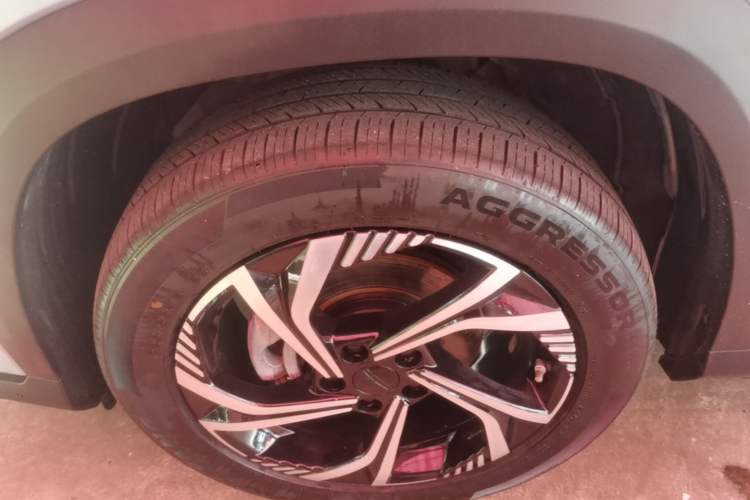 Used Geely Auto Emgrand X7 Sport 2023 Boyue COOL 1.5TD Smart Model Left Front Wheel Hub