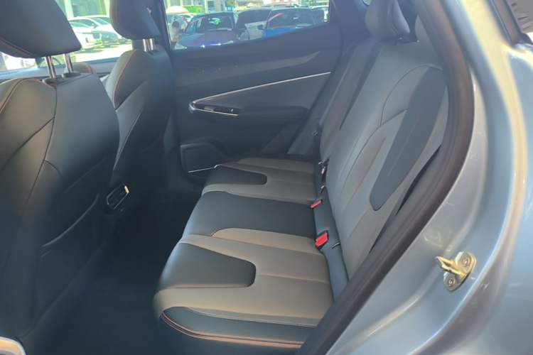 Used Geely Auto Emgrand X7 Sport 2023 Boyue COOL 1.5TD Smart Connect+ Left Rear Seat