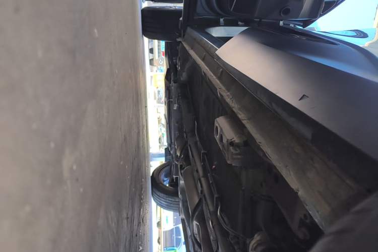 Used Geely Auto Emgrand X7 Sport 2023 Boyue COOL 1.5TD Smart Connect+ Left Side Sill