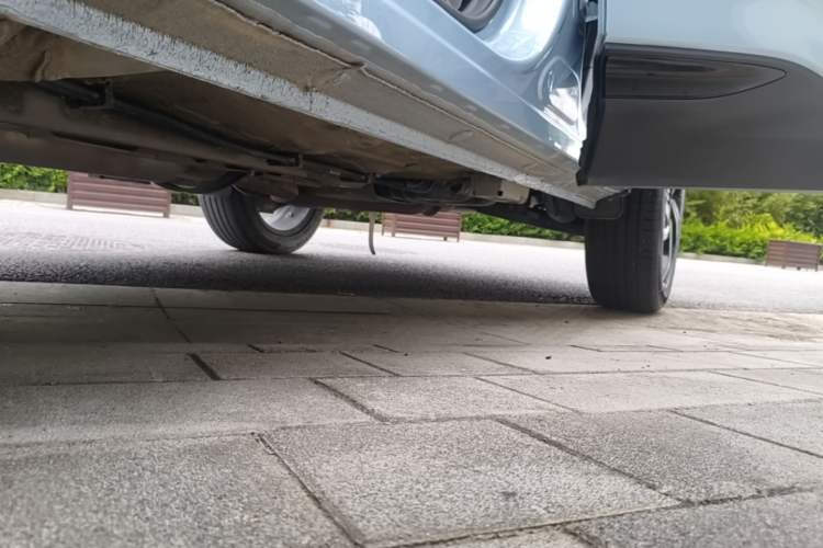 Used Geely Auto Emgrand X7 Sport 2023 Boyue COOL 1.5TD Smart Connect+ Left Side Sill