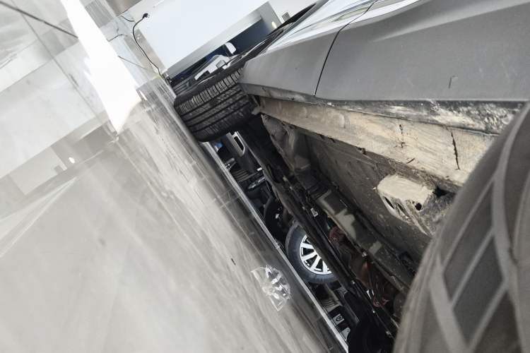 Used Geely Auto Emgrand X7 Sport 2023 Boyue COOL 1.5TD Smart Connectivity Model Left Side Sill