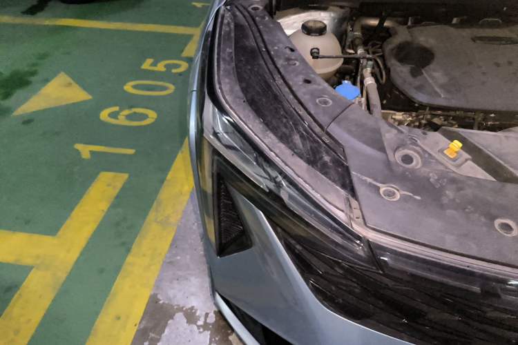 Used Geely Auto Emgrand X7 Sport 2023 Boyue COOL 1.5TD Smart Connect+ Right Front Headlight