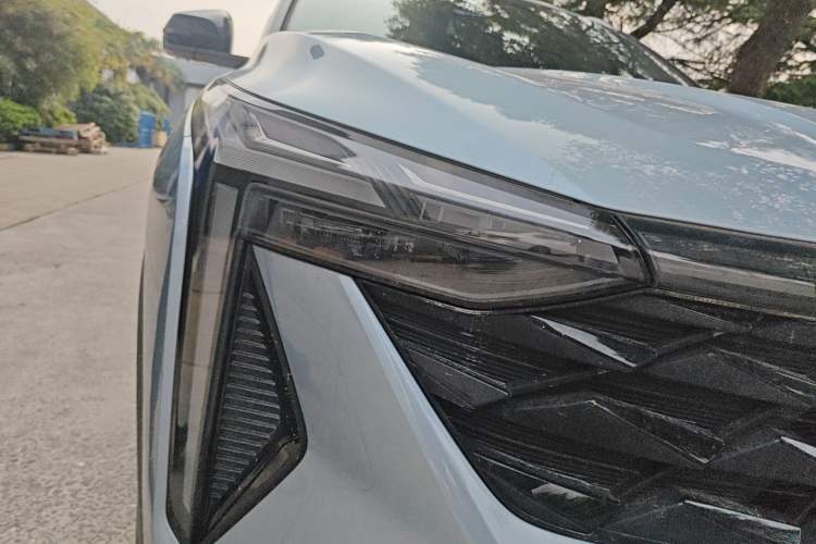 Used Geely Auto Emgrand X7 Sport 2023 Boyue COOL 1.5TD Smart Connect+ Right Front Headlight