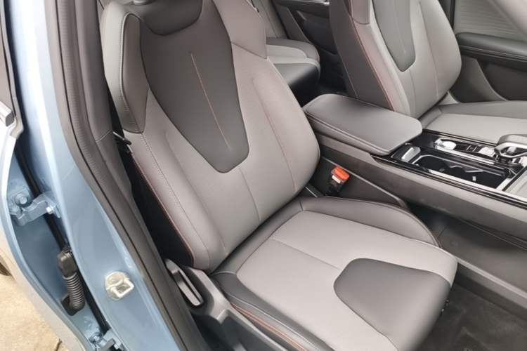 Used Geely Auto Emgrand X7 Sport 2023 Boyue COOL 1.5TD Smart Model Right Front Seat