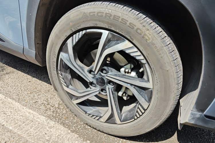 Used Geely Auto Emgrand X7 Sport 2023 Boyue COOL 1.5TD Smart Model Right Front Wheel Hub