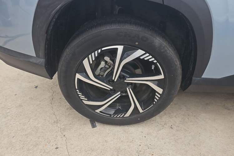 Used Geely Auto Emgrand X7 Sport 2023 Boyue COOL 1.5TD Smart Connect+ Right Rear Wheel Hub