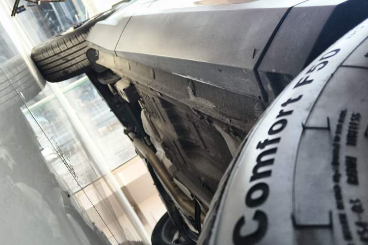 Used Geely Auto Emgrand X7 Sport 2023 Boyue COOL 1.5TD Smart Connectivity Model Right Side Sill