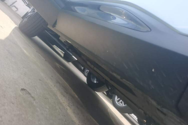 Used Geely Auto Emgrand X7 Sport 2023 Boyue COOL 1.5TD Smart Connect+ Right Side Sill