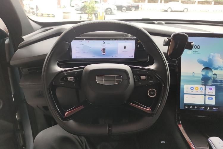 Used Geely Auto Emgrand X7 Sport 2023 Boyue COOL 1.5TD Smart Model Steering Wheel