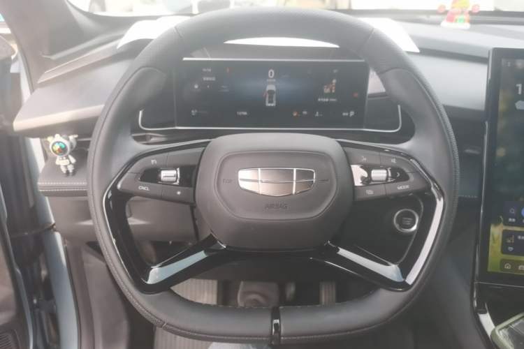 Used Geely Auto Emgrand X7 Sport 2023 Boyue COOL 1.5TD Smart Connect+ Steering Wheel