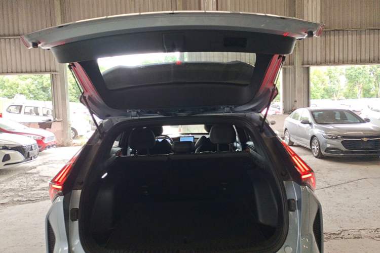 Used Geely Auto Emgrand X7 Sport 2023 Boyue COOL 1.5TD Smart Model Trunk
