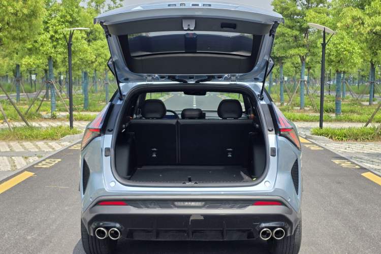 Used Geely Auto Emgrand X7 Sport 2023 Boyue COOL 1.5TD Smart Model Trunk