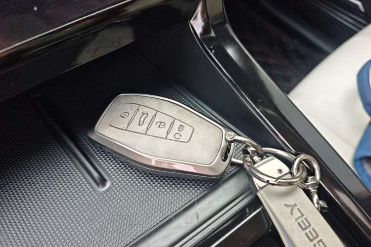 Used Geely Auto Emgrand X7 Sport 2023 Boyue COOL 1.5TD ZhiZun Edition Vehicle Key