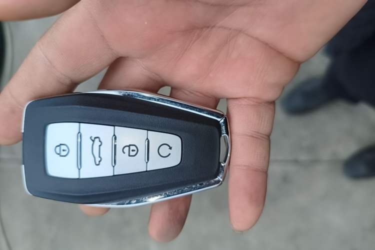 Used Geely Auto Emgrand X7 Sport 2023 Boyue COOL 1.5TD Smart Model Vehicle Key