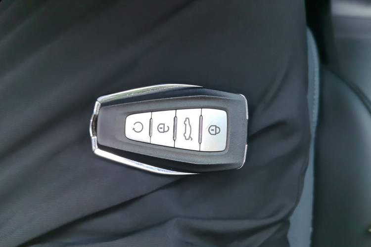 Used Geely Auto Emgrand X7 Sport 2023 Boyue COOL 1.5TD Smart Model Vehicle Key