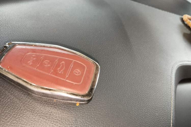 Used Geely Auto Emgrand X7 Sport 2023 Boyue COOL 1.5TD Smart Connect+ Vehicle Key