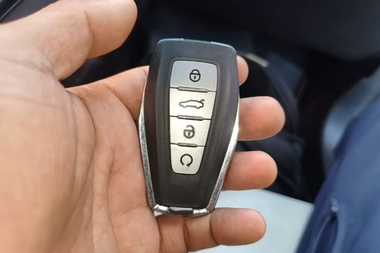 Used Geely Auto Emgrand X7 Sport 2023 Boyue COOL 1.5TD ZhiZun Edition Vehicle Key