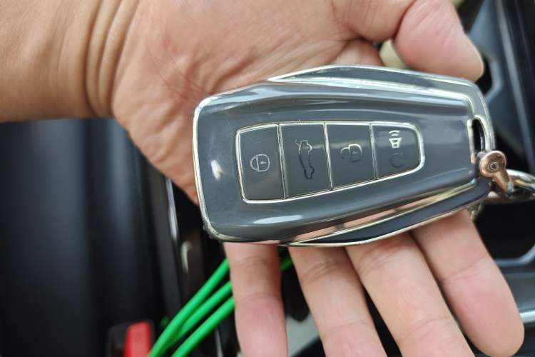 Used Geely Auto Emgrand X7 Sport 2023 Boyue COOL 1.5TD Smart Model Vehicle Key
