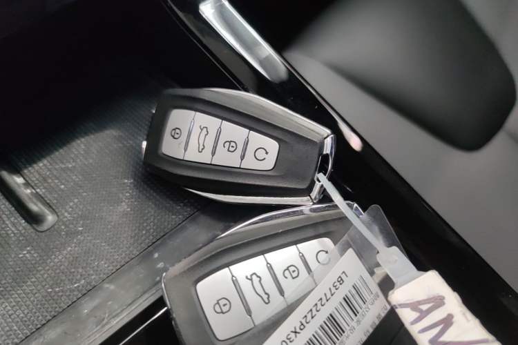 Used Geely Auto Emgrand X7 Sport 2023 Boyue COOL 1.5TD Smart Model Vehicle Key