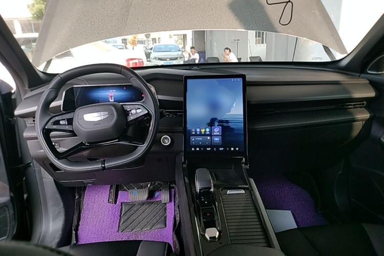Used Geely Auto Emgrand X7 Sport 2023 Boyue COOL 1.5TD Smart Connect+ Center Console