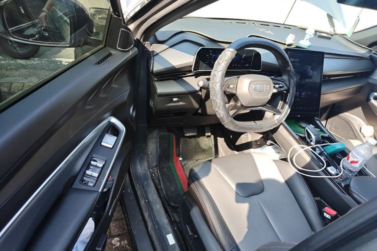 Used Geely Auto Emgrand X7 Sport 2023 Boyue COOL 1.5TD Smart Connectivity Model Driver Seat