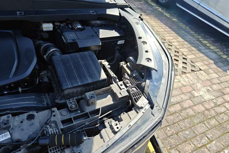 Used Geely Auto Emgrand X7 Sport 2023 Boyue COOL 1.5TD Smart Connectivity Model Engine Bay Left