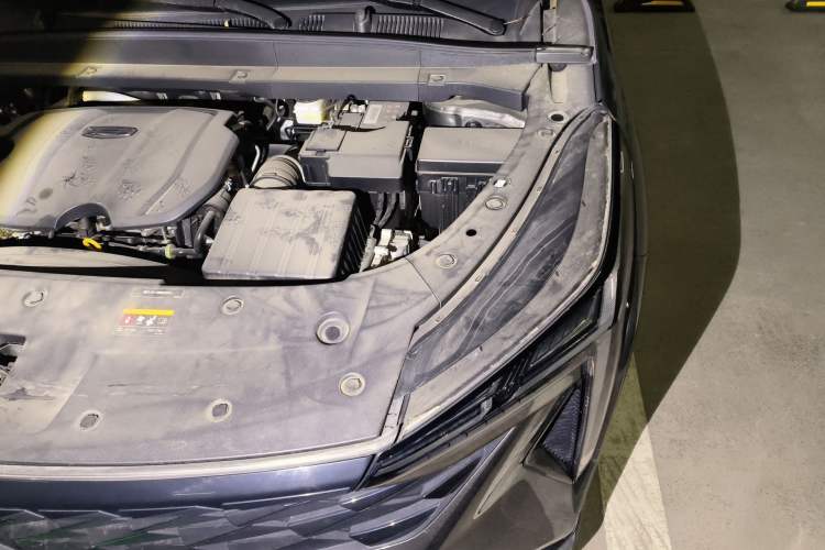 Used Geely Auto Emgrand X7 Sport 2023 Boyue COOL 1.5TD Friend Edition Engine Bay Left