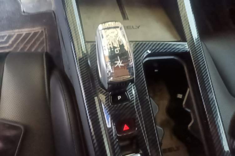 Used Geely Auto Emgrand X7 Sport 2023 Boyue COOL 1.5TD Smart Connect+ Gear Lever