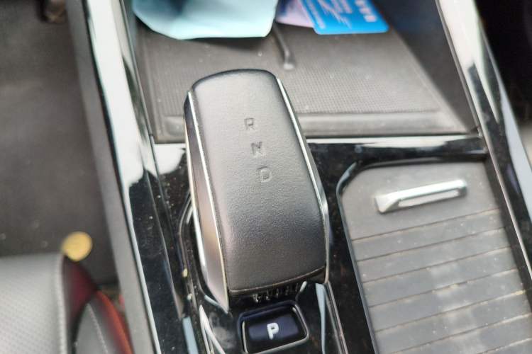 Used Geely Auto Emgrand X7 Sport 2023 Boyue COOL 1.5TD Smart Connect+ Gear Lever