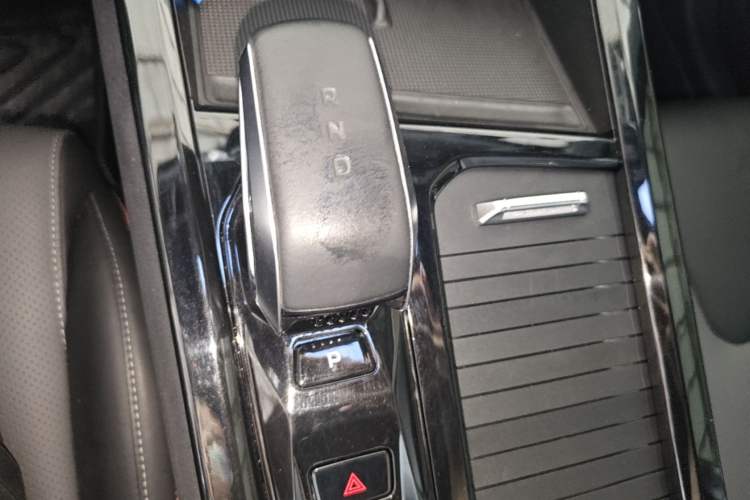 Used Geely Auto Emgrand X7 Sport 2023 Boyue COOL 1.5TD Smart Connect+ Gear Lever