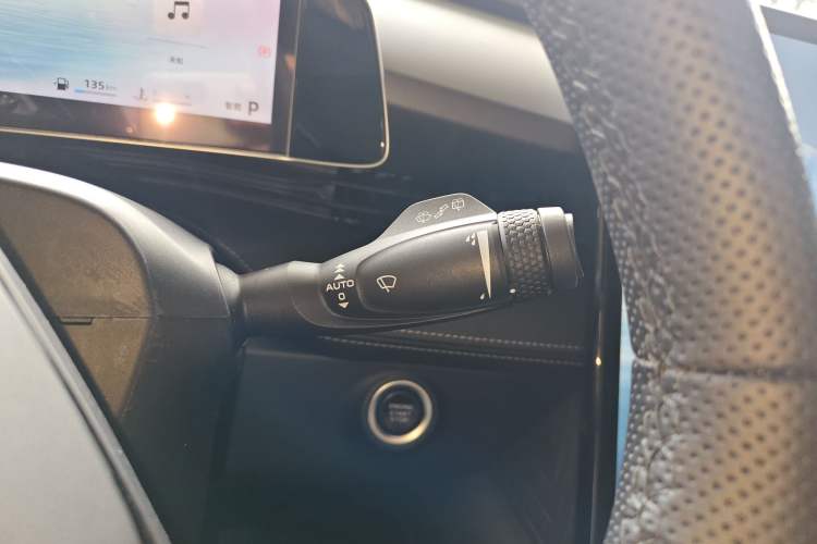 Used Geely Auto Emgrand X7 Sport 2023 Boyue COOL 1.5TD Smart Model Gear Lever