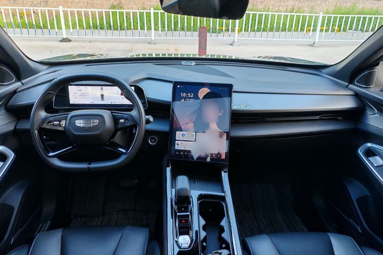 Used Geely Auto Emgrand X7 Sport 2023 Boyue COOL 1.5TD Smart Connect+ Interior 2