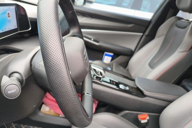 Used Geely Auto Emgrand X7 Sport 2023 Boyue COOL 1.5TD Smart Connect+ Left Front Seat