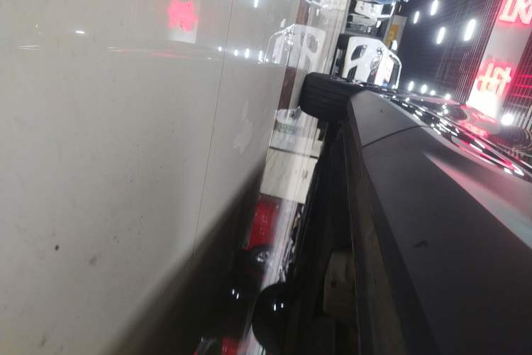 Used Geely Auto Emgrand X7 Sport 2023 Boyue COOL 1.5TD Smart Model Left Side Sill