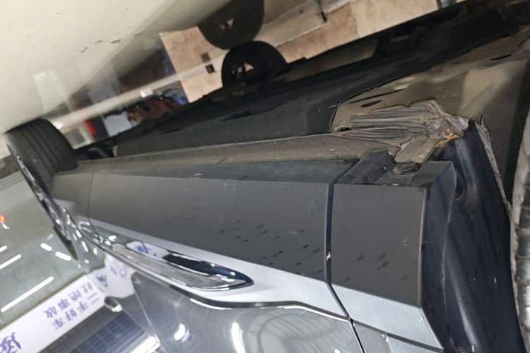 Used Geely Auto Emgrand X7 Sport 2023 Boyue COOL 1.5TD Smart Model Left Side Sill