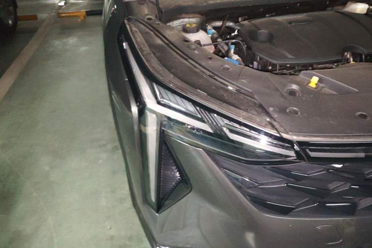 Used Geely Auto Emgrand X7 Sport 2023 Boyue COOL 1.5TD Smart Connect+ Right Front Headlight