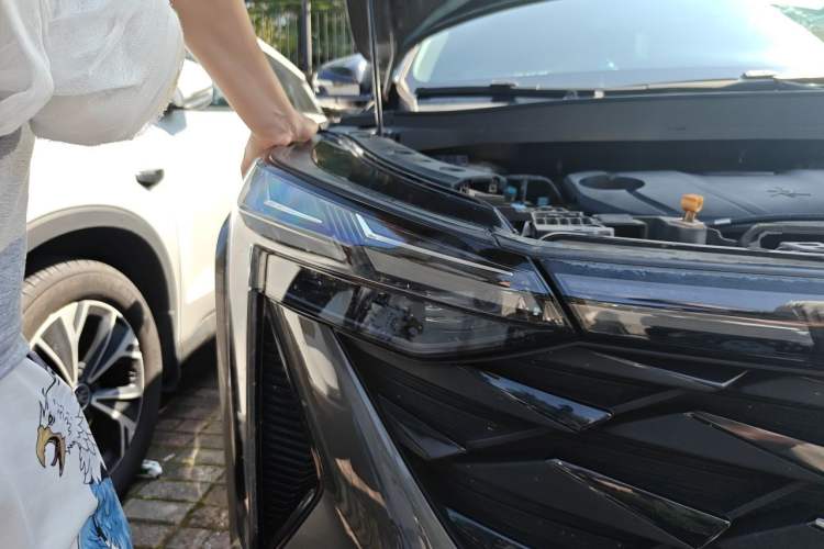 Used Geely Auto Emgrand X7 Sport 2023 Boyue COOL 1.5TD Smart Connectivity Model Right Front Headlight